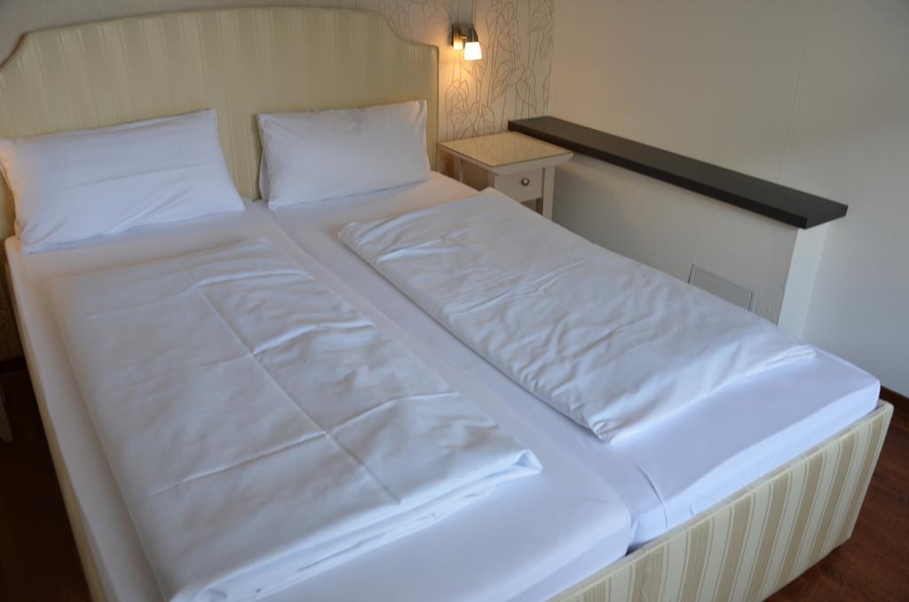 האריסלי Hotel Am Nordkreuz מראה חיצוני תמונה